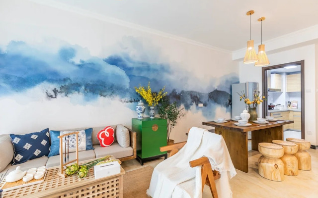 Locals Boutique Apartment Huafa Plaza 26
