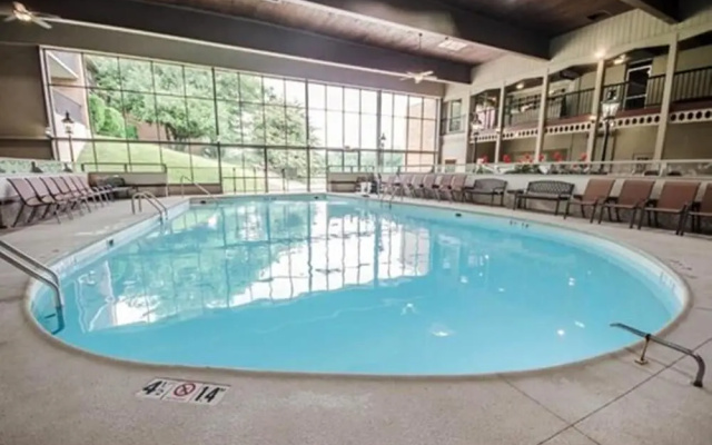 Holiday Inn Louisville-north (clarksville)