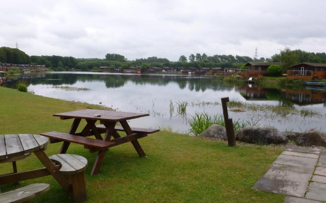 28 Borwick Lakes