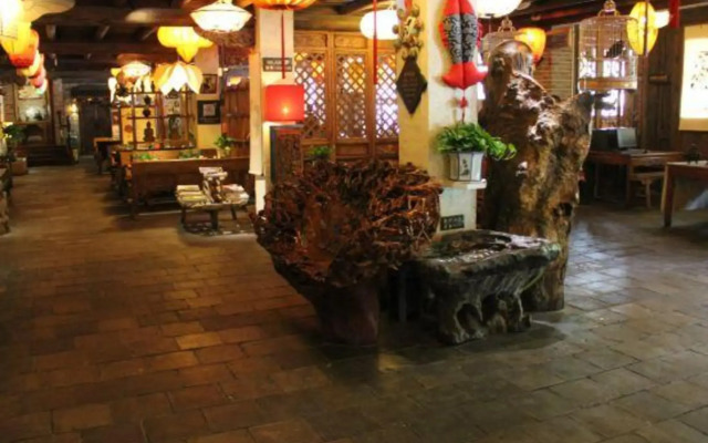 Zibo Dahongmen Hotel