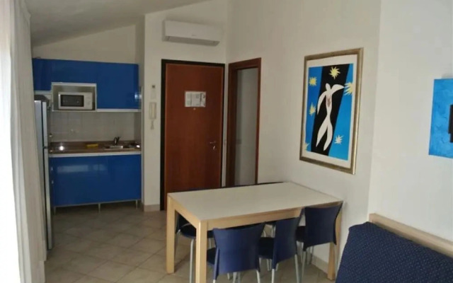 Cozy Stay 80m From the Beach