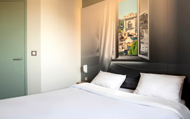 B&B HOTEL Avignon (2)