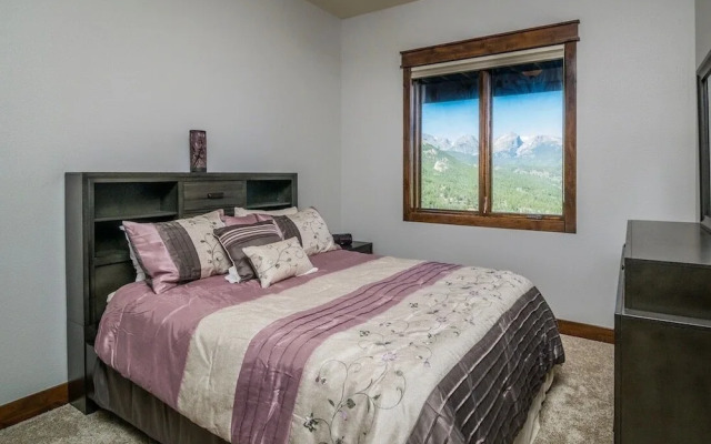 Aerie - 4 Br Home