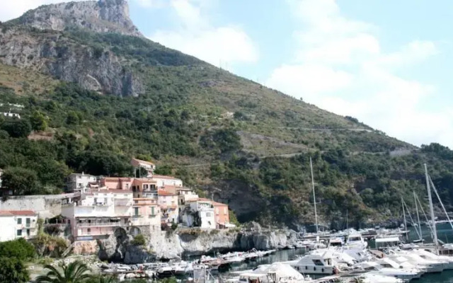 B&B Yacht - Porto di Maratea