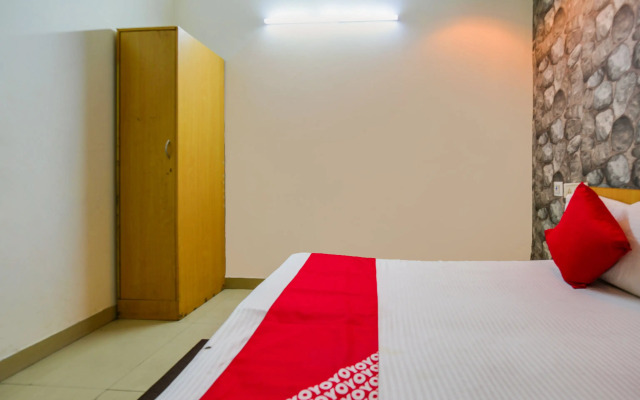 Hotel O Unique Delhi Home Stay