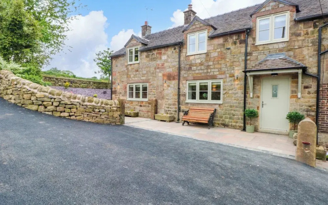 Small Lane Cottage