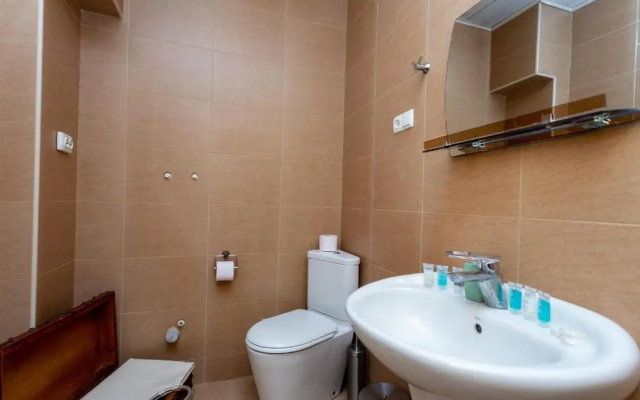 Cozy 2 Bedroom Apartment In The Center of Tbilisi