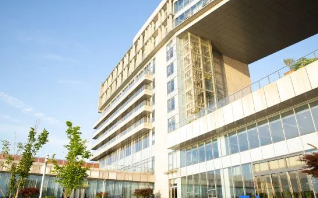 M·S Bauhinia Hotel