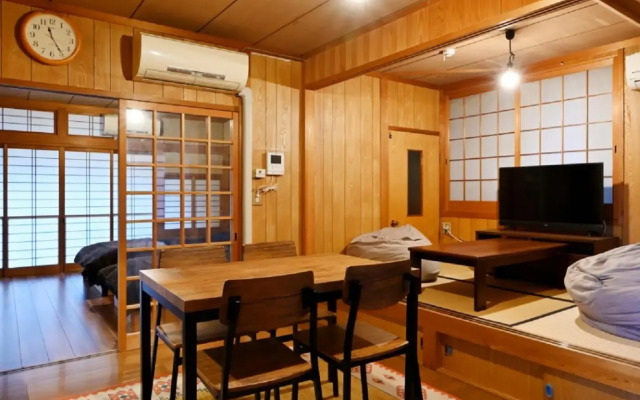 Yuzan apartment Sanjo
