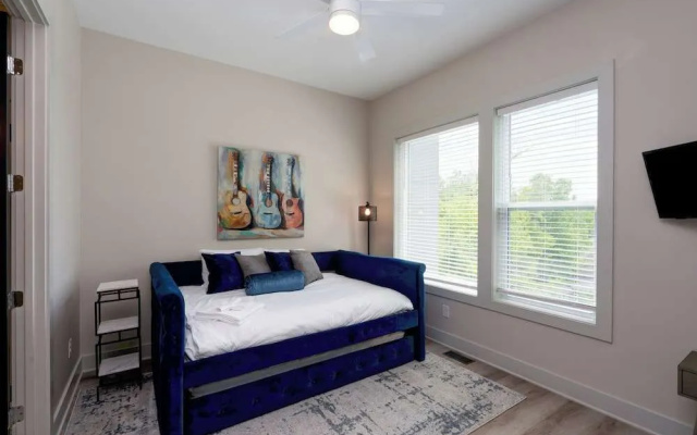 Music City Modern