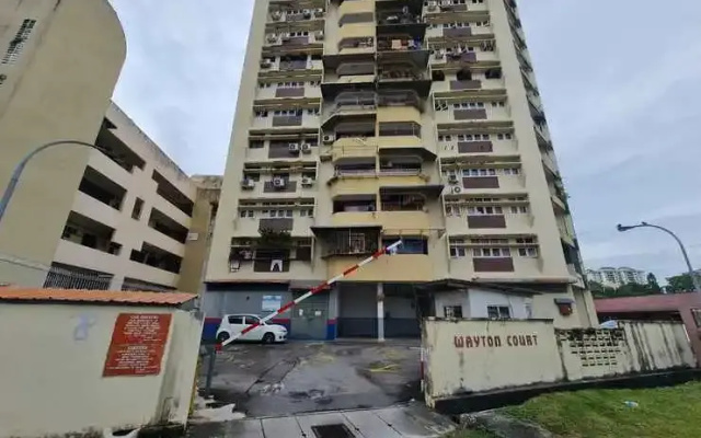 3 Bedrooms Apartment @ Wayton Court