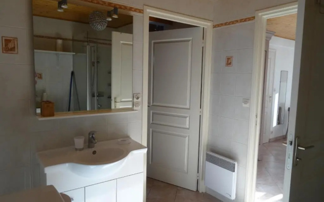 Gite 3 Etoiles Les Nougers (Adults Only)