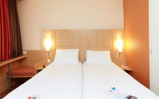 Hôtel ibis Dole Sud Choisey