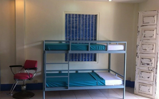 居住区543旅舍(The Living Quarters Hostel 543)