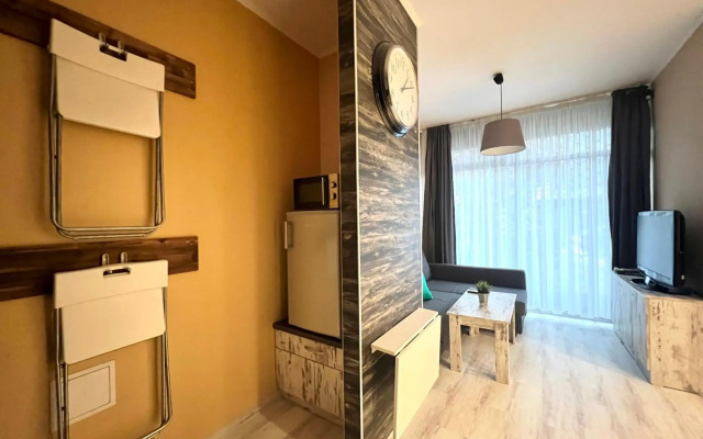 Flower home 1