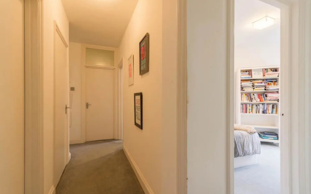 Fantastic 3BD Flat Bethnal Green London Zone 2!