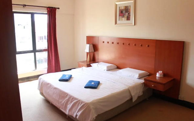Marina Residence Suites @ Marina Court Resort Condominium