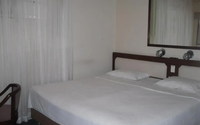 Hotel Savoy