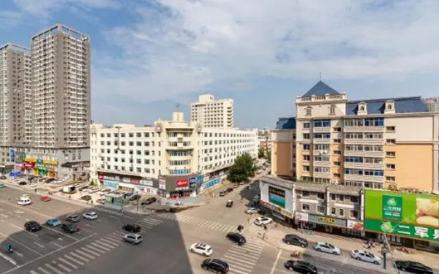 Home Inn Shenyang Tiexi Plaza Metro Station