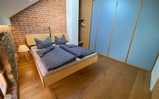 Ferienwohnung mit Kamin & Sauna im Historischen Gewolbe - Best Price!