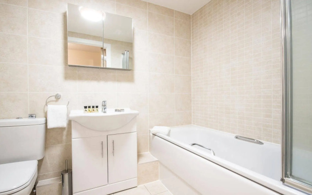 Arnos Apartments