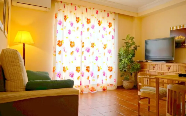 Apartamentos StarNerja II