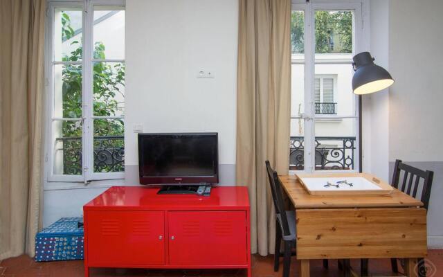 Отель BP Apartments - Le Marais area Франция, Париж - отзывы, цены и фото номеров - забронировать отель BP Apartments - Le Marais area онлайн комната для гостей