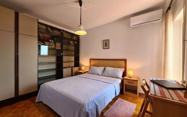 Apartment 743