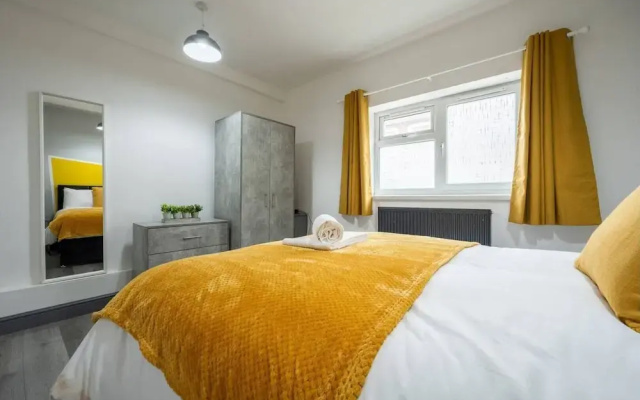 Stunning One Bedroom Apartments