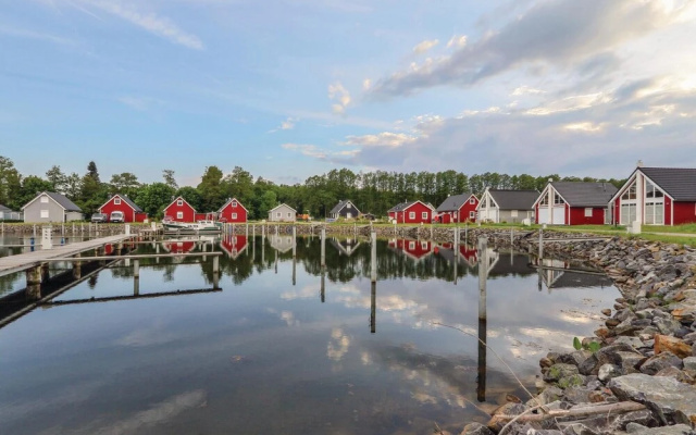 Stunning Home in Zerpenschleuse With 2 Bedrooms and Wifi