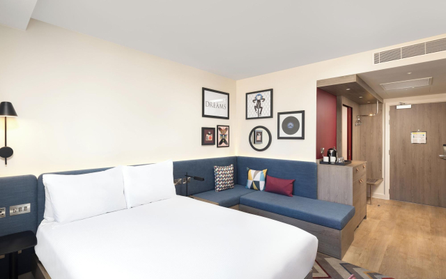 Hampton by Hilton London City
