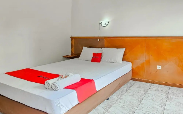 RedDoorz at Hotel Kumala Pelabuhanratu