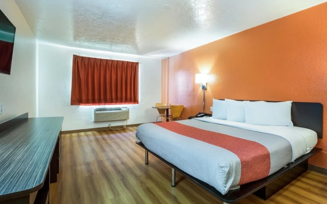 Motel 6 Houston North-Spring