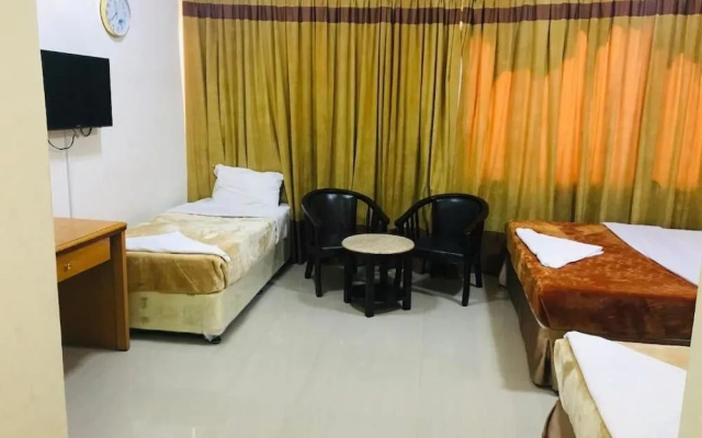 Golden Touch Hotel