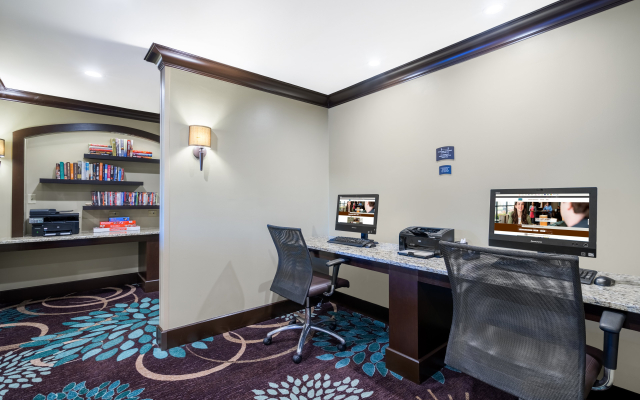 Staybridge Suites Wilmington-Newark by IHG