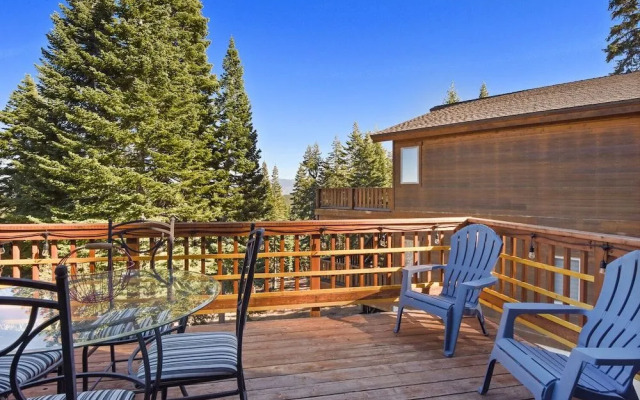 Cozy Mountain View A-frame
