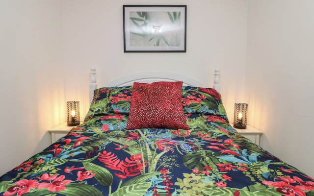 Palm Lodge