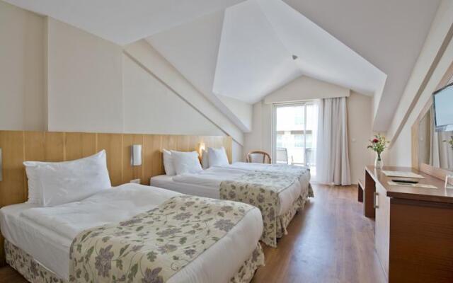 Отель Vera Seagate Resort Богазкент комната для гостей