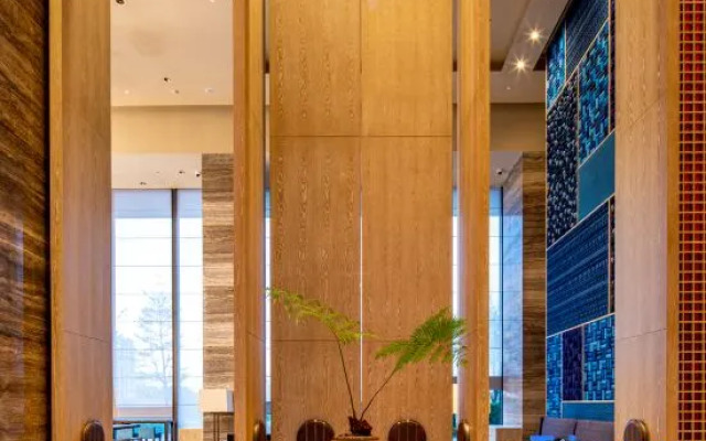 Girdear Hotel