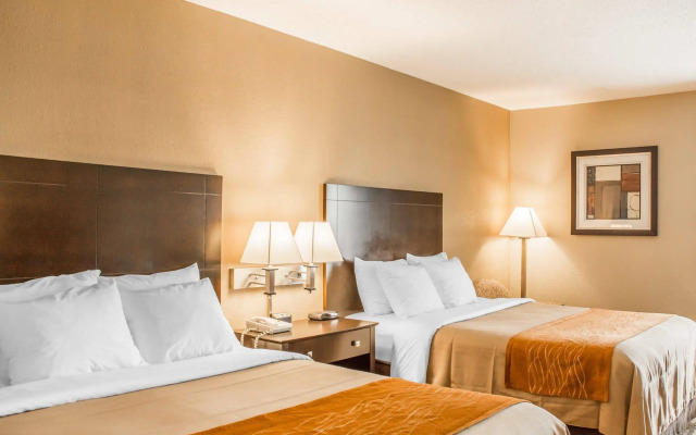 Spark by Hilton Cincinnati Airport South