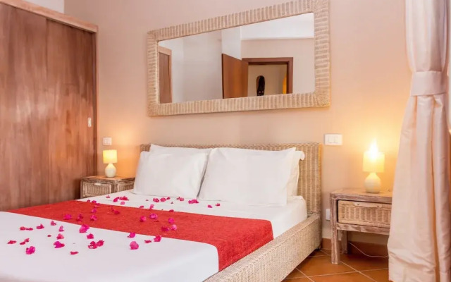 AJP Holidays - Porto Antigo 2 Beachfront Apartment