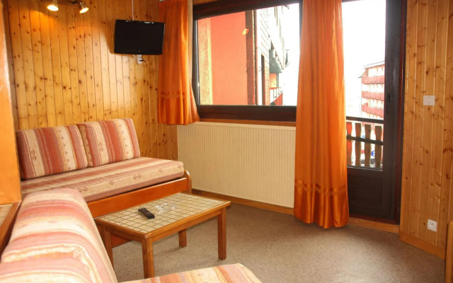 Apartamentos Pie de Pistas Mikka.