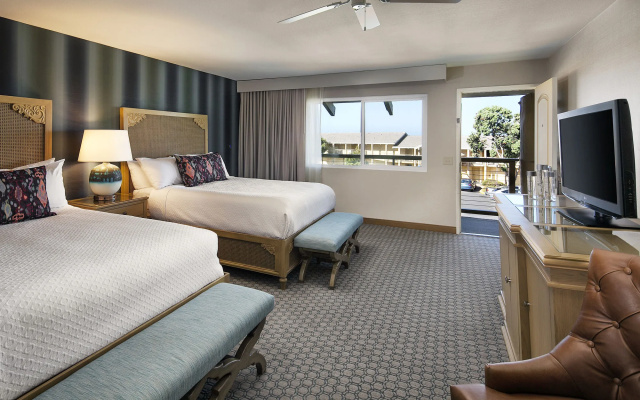 Spyglass Inn