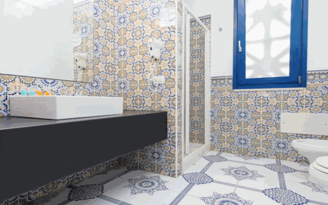 Araba Fenice Village