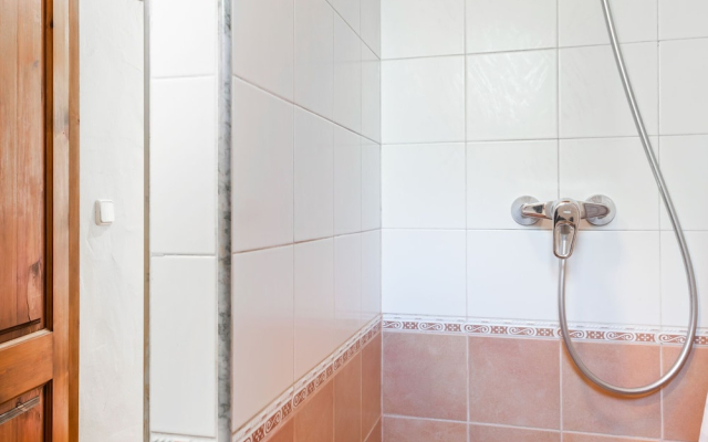 Lovely Apartment in Girona With Swimming Pool