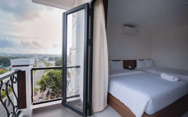 Hotel Apollo Vacation