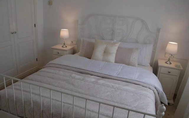 Lovely Apartment peaceful area