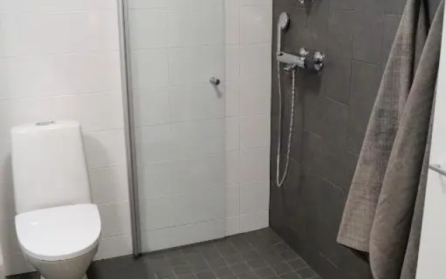 Studio in Trendy Kakola Hill area close to city center