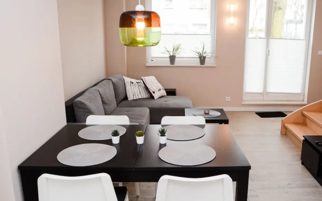 Family Apartment by 3City Rentals