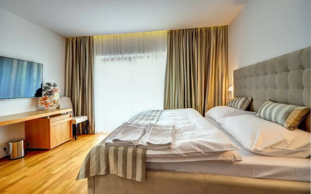 Hotel Chmelnice